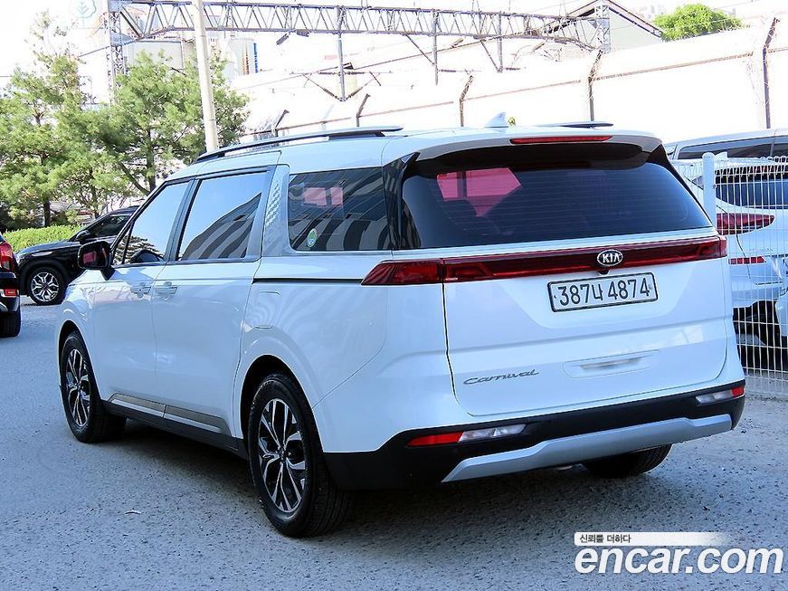 Kia Canival 2021