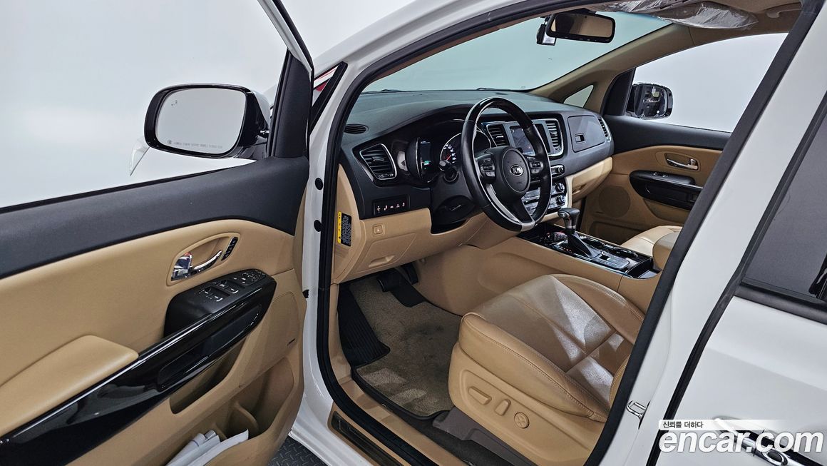 Kia Canival 2019