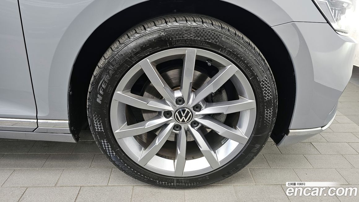 Volkswagen Passat 2022