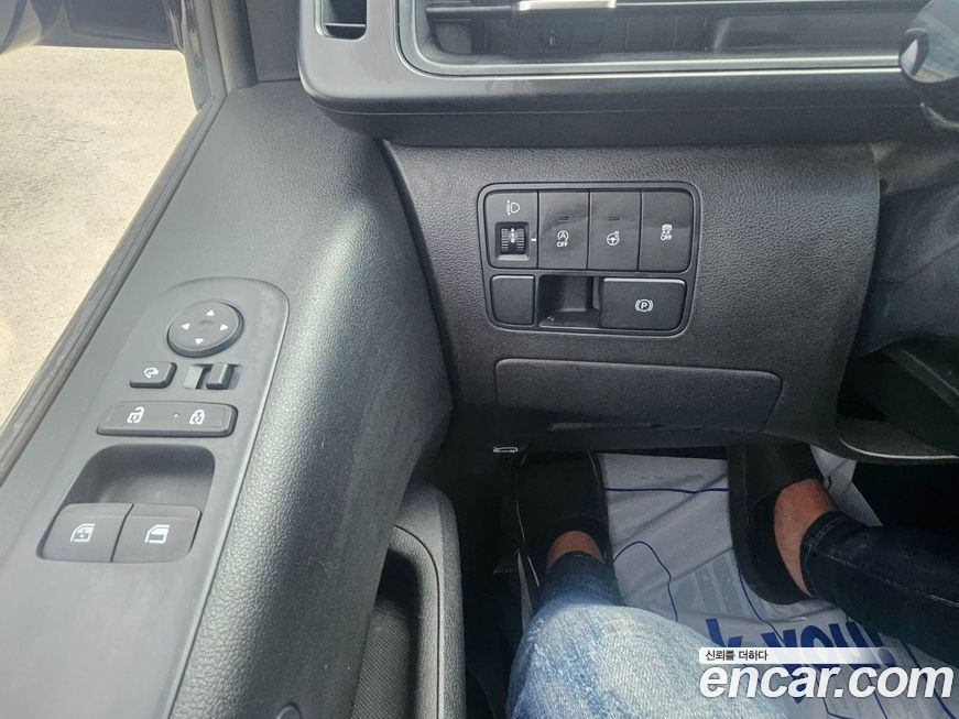 Hyundai Staria 2022