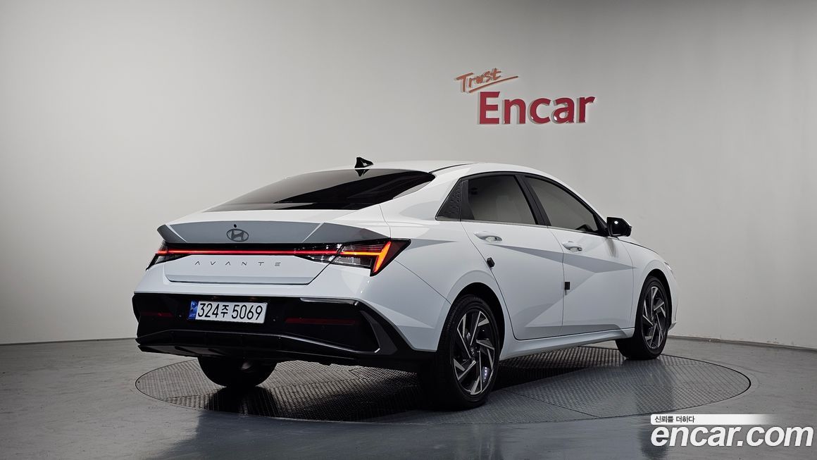 Hyundai AVANTE 2024