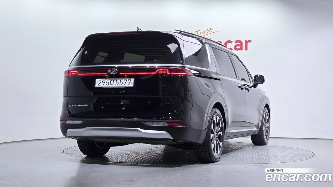 Kia Canival 2021