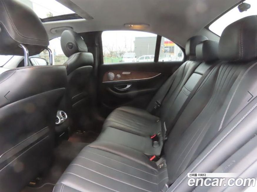 Mercedes-Benz E-Class 2020