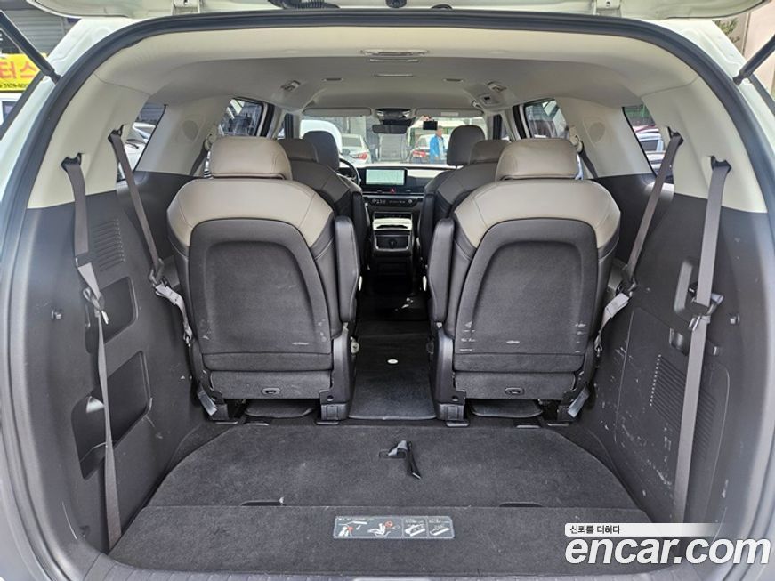 Kia Canival 2025