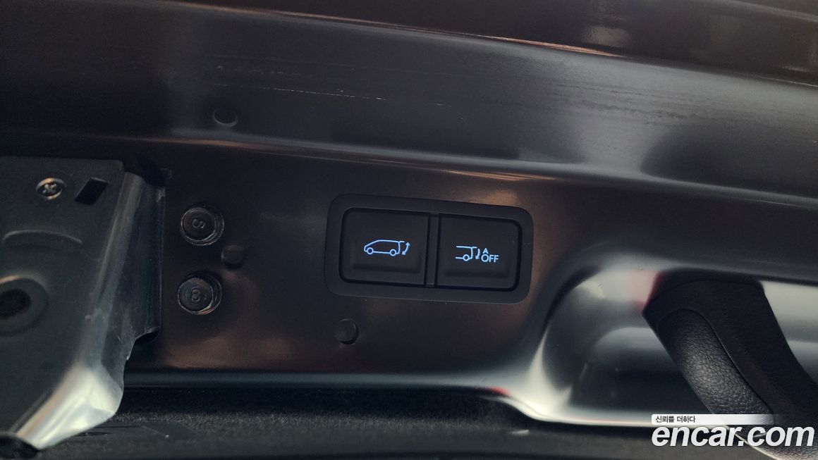 Hyundai Staria 2025