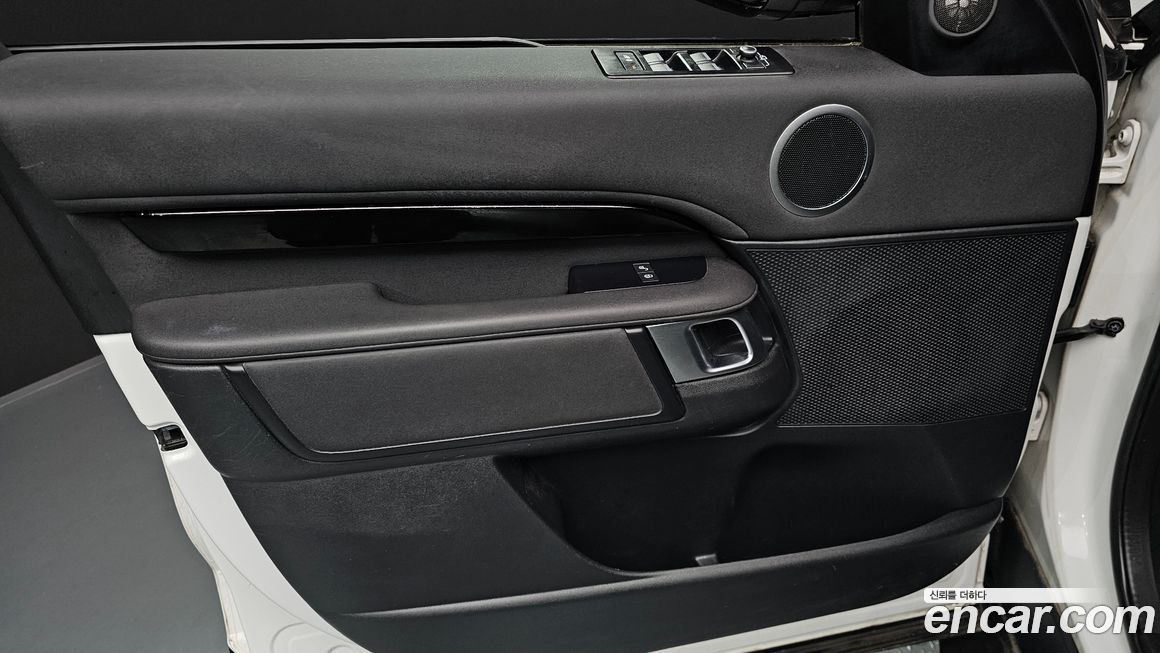 Land Rover Discovery 2019
