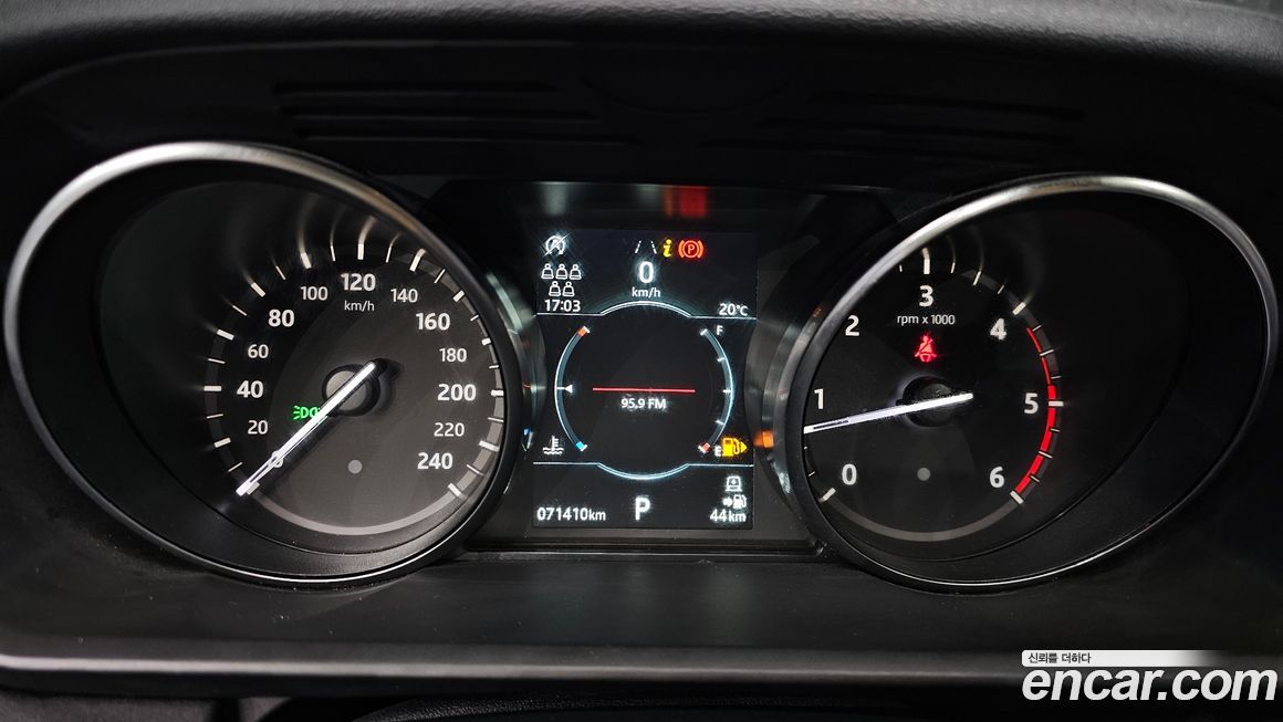 Land Rover Discovery 2019