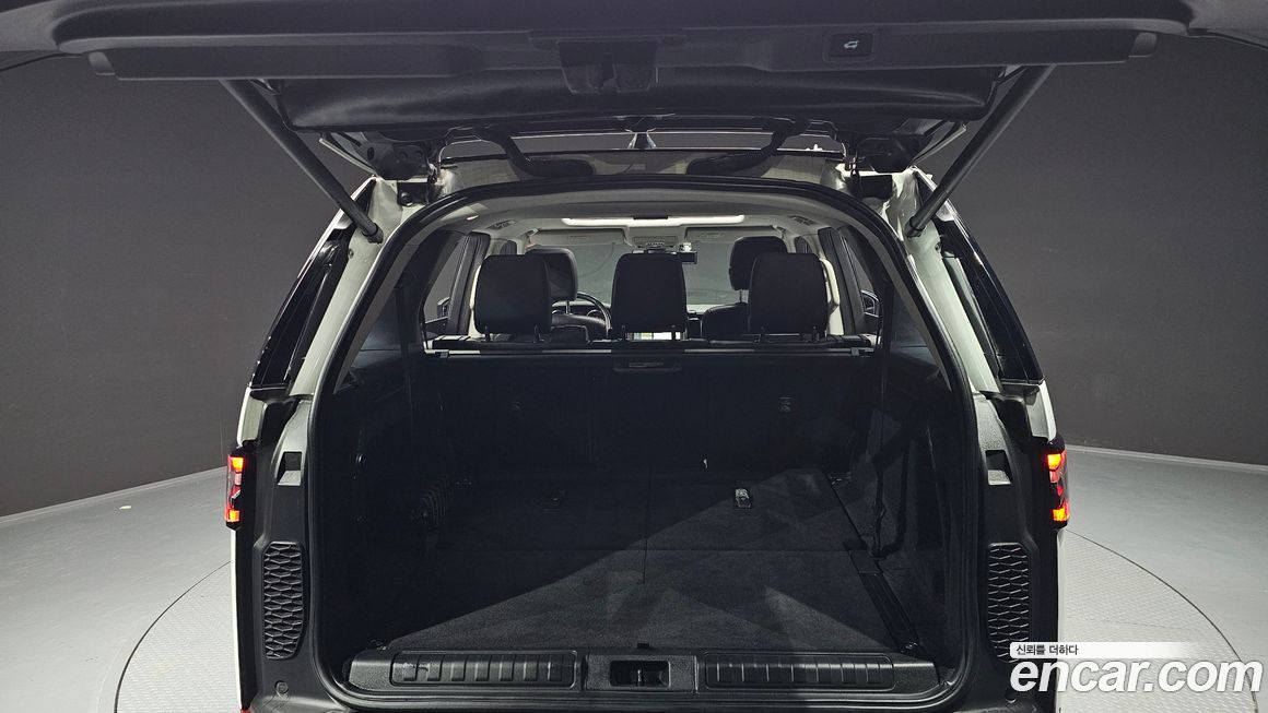 Land Rover Discovery 2019