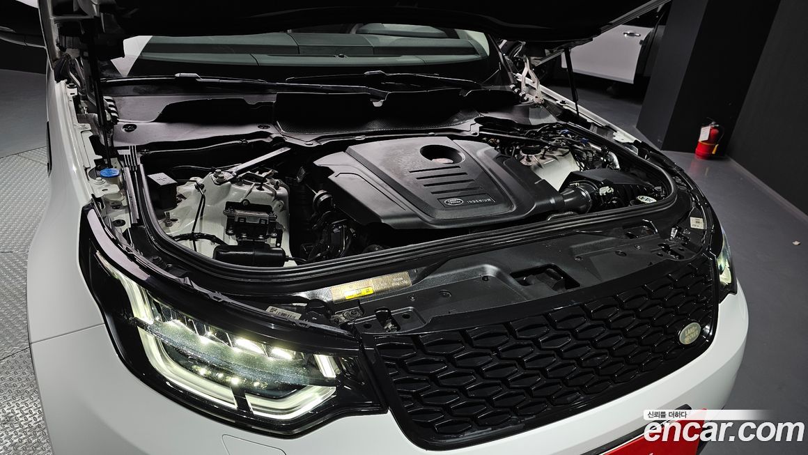 Land Rover Discovery 2019