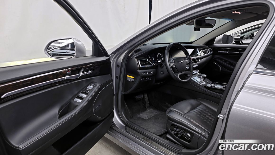 Genesis G90 2020