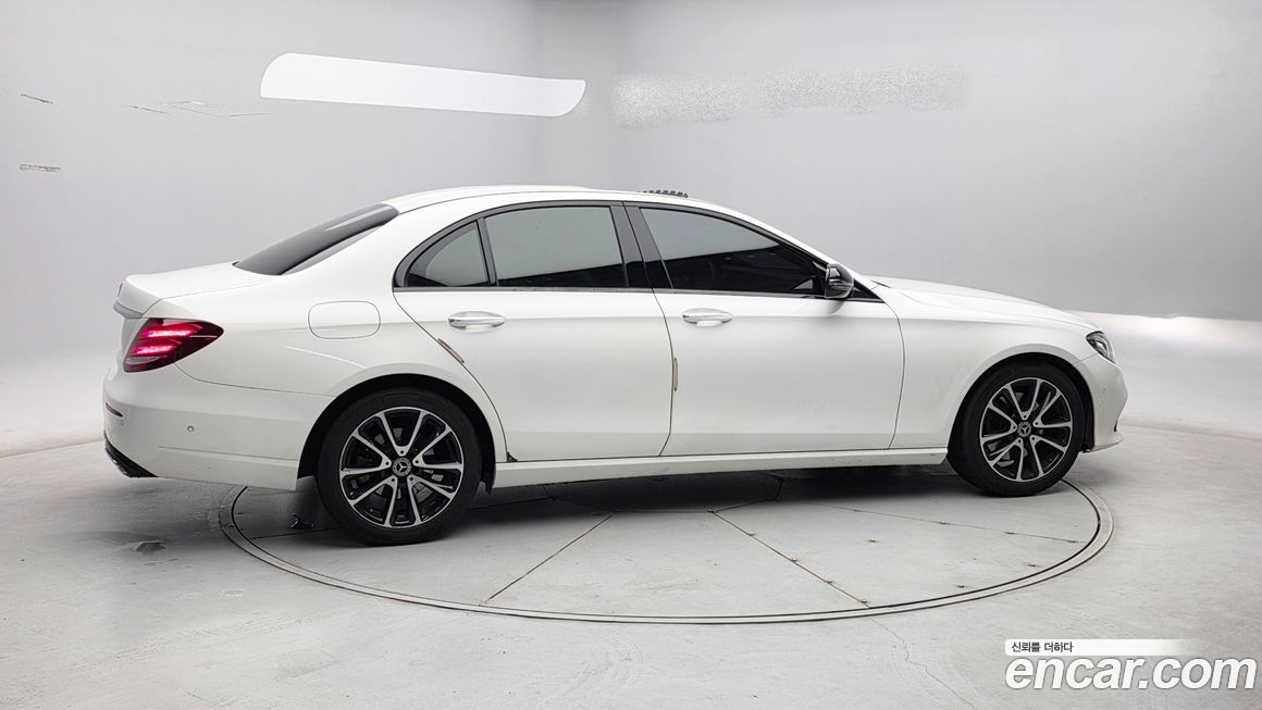 Mercedes-Benz E-Class 2020