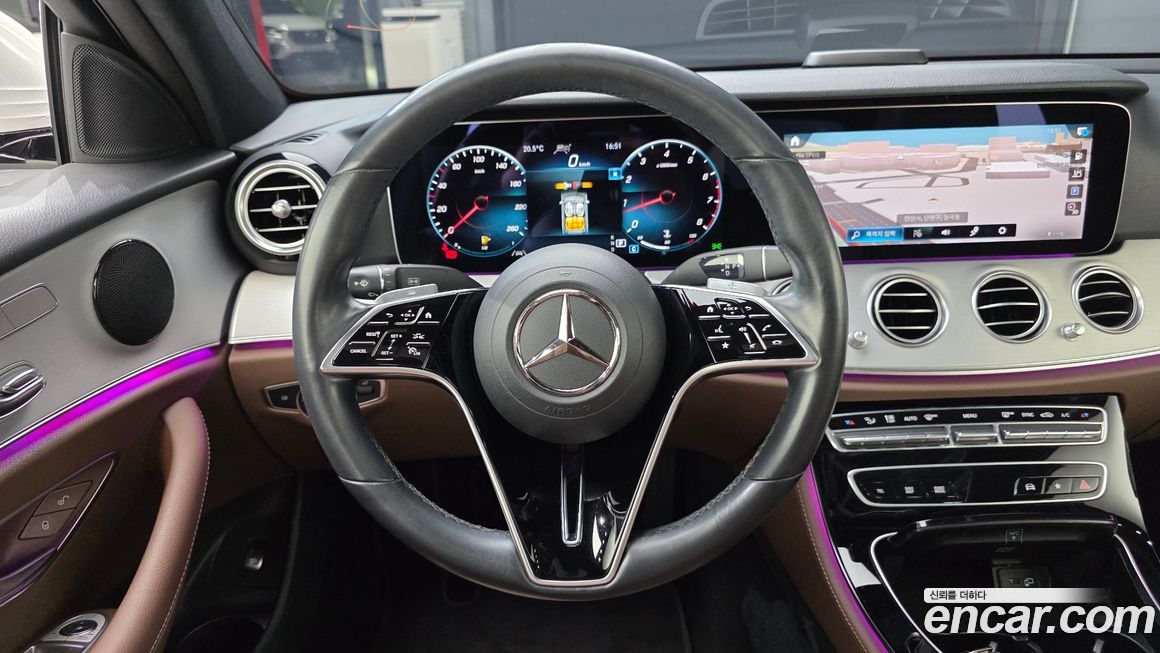 Mercedes-Benz E-Class 2021