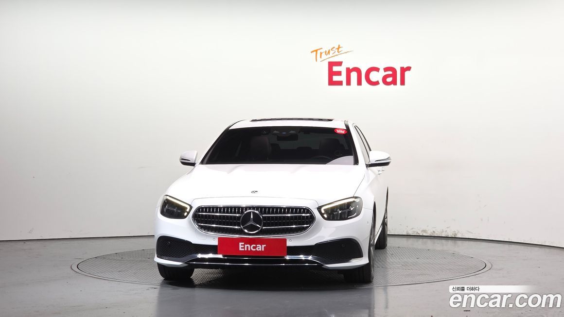 Mercedes-Benz E-Class 2021