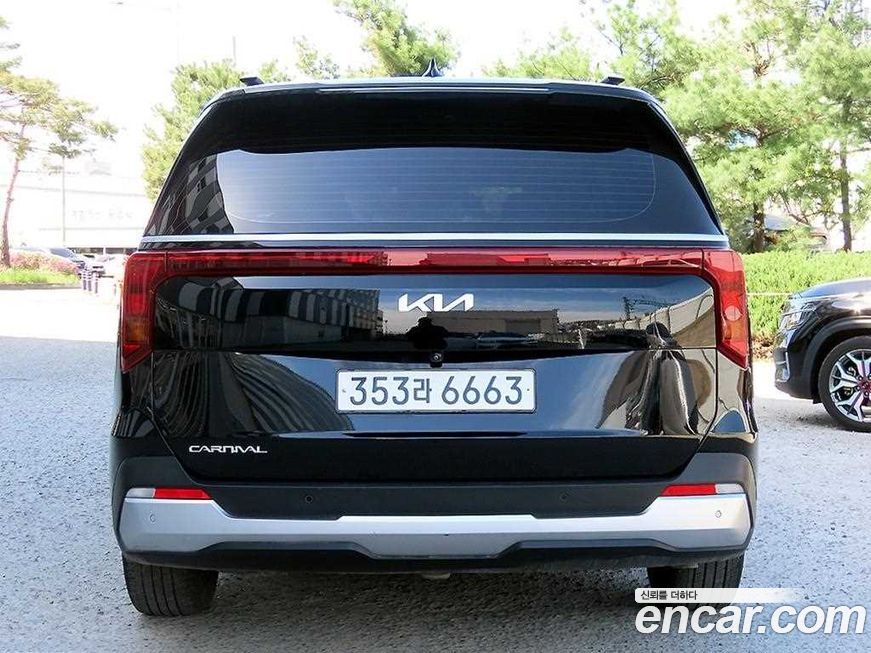 Kia Canival 2024