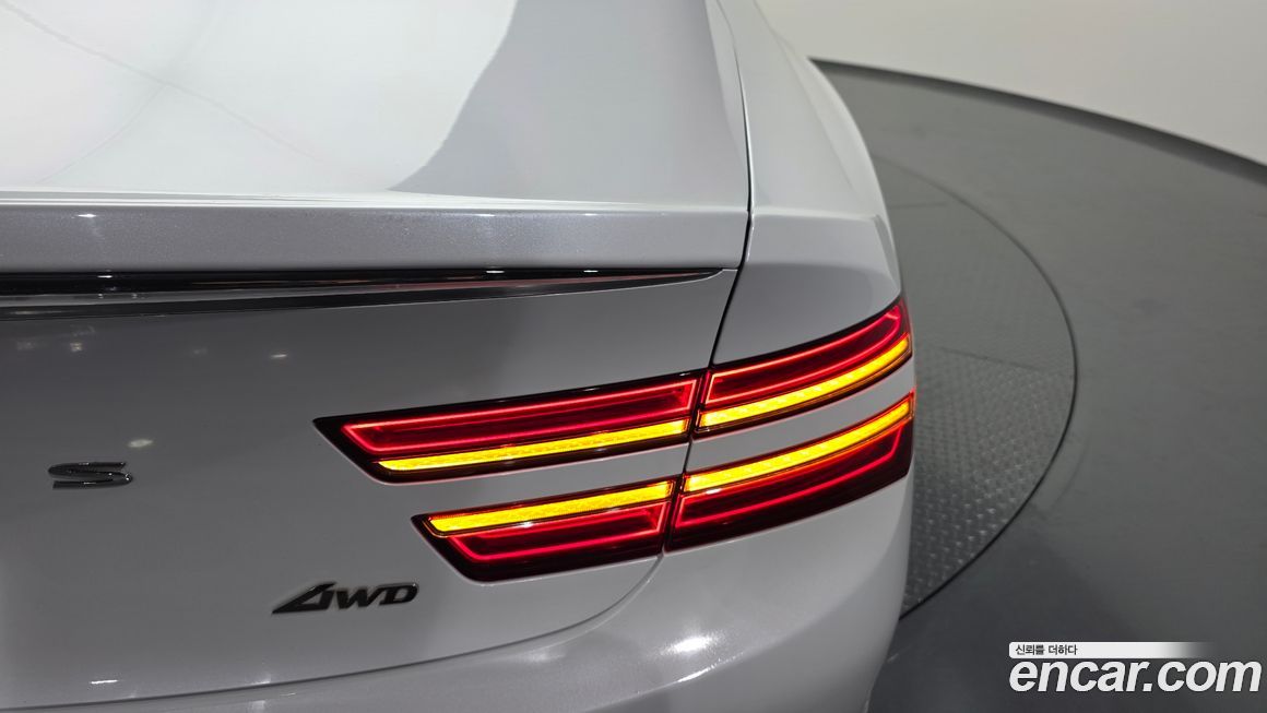 Genesis G80 2022