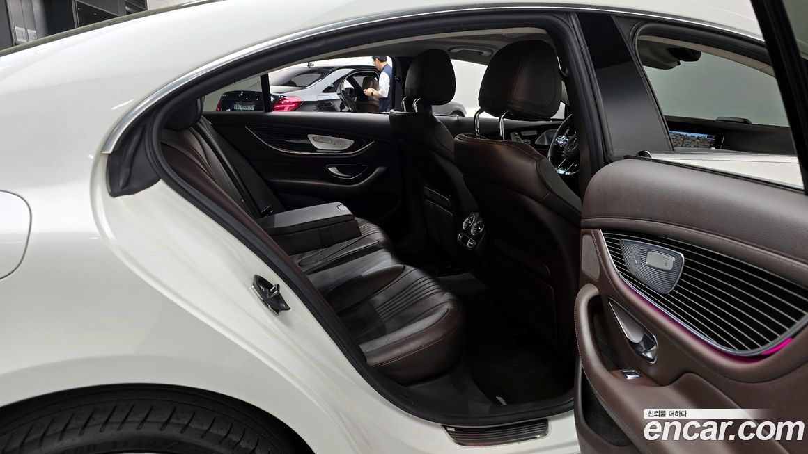 Mercedes-Benz CLS-Class 2019