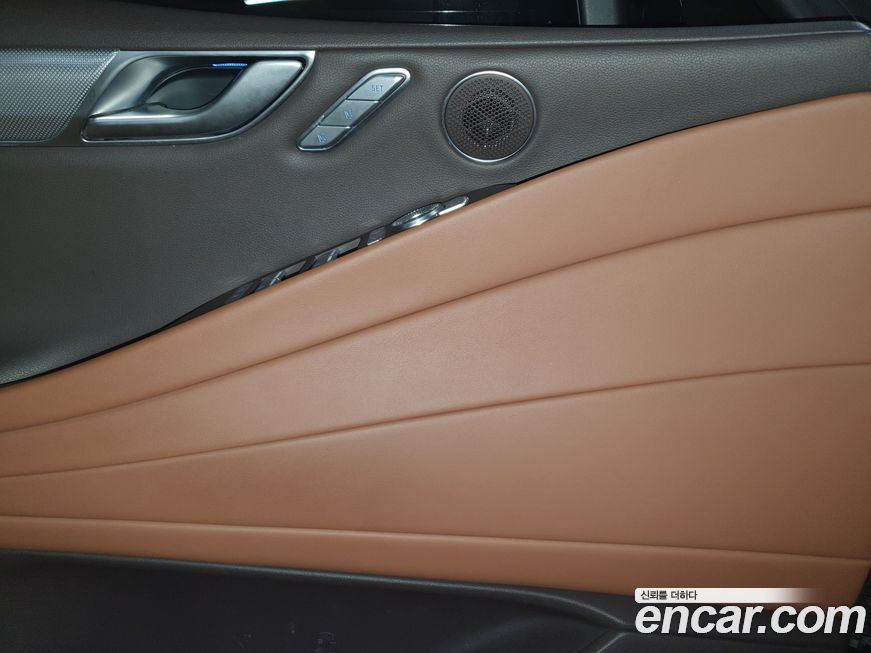 Genesis G80 2021