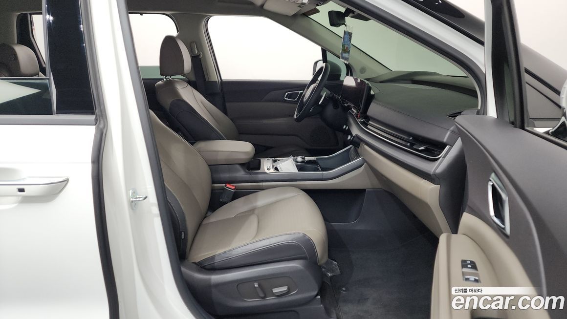 Kia Canival 2025