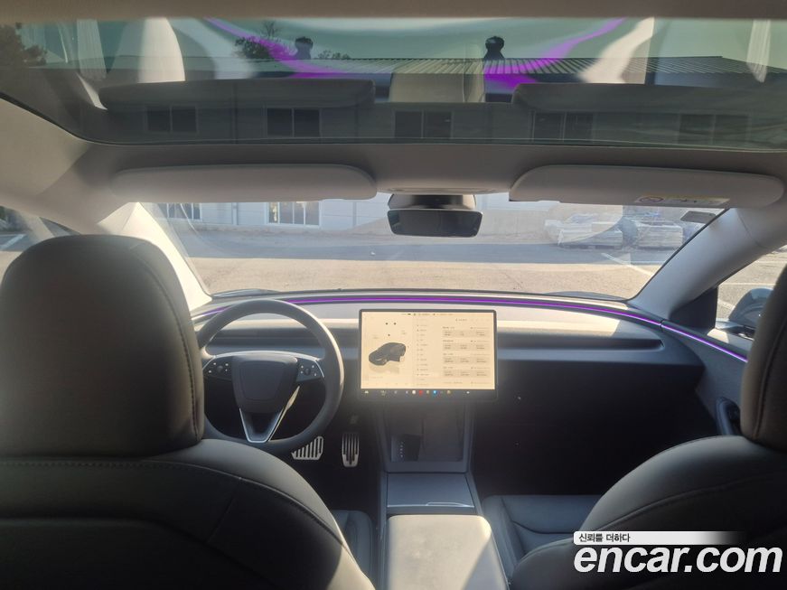 Tesla Model 3 2024
