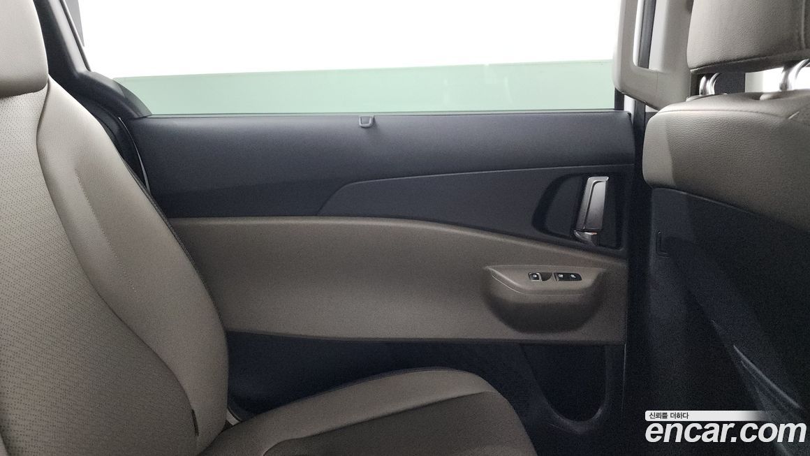 Kia Canival 2025