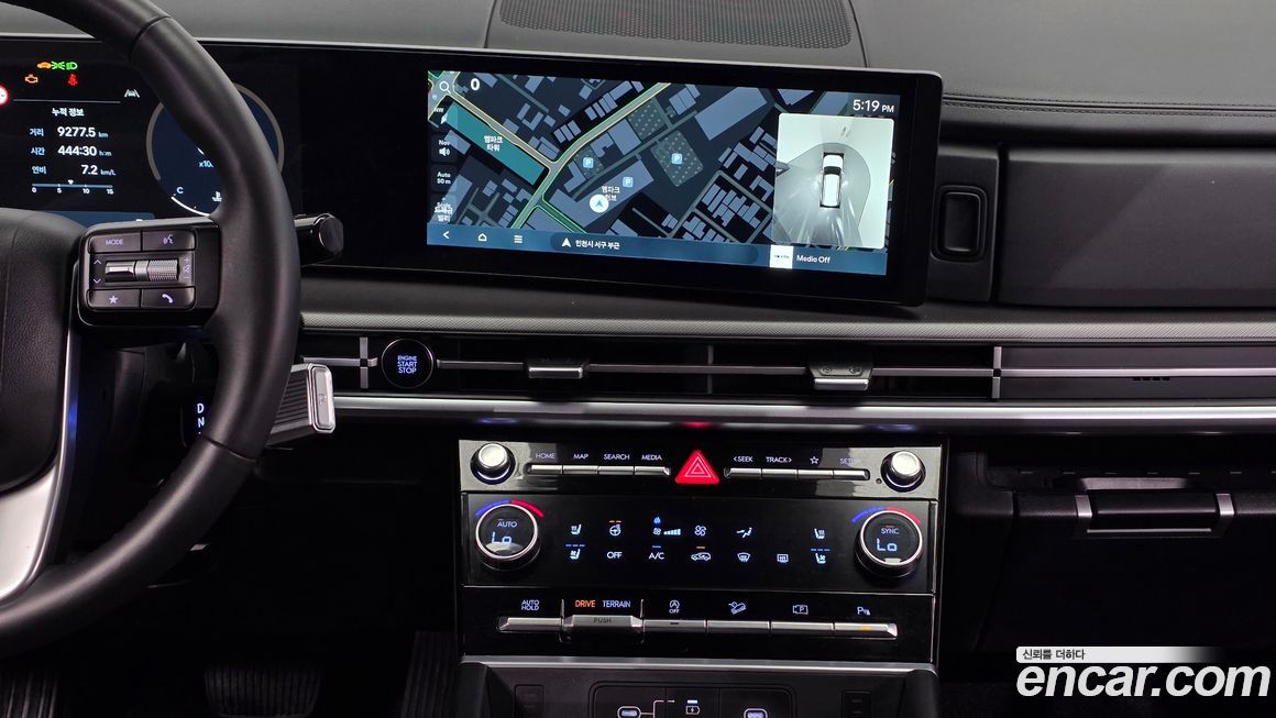 Hyundai Santafe 2025