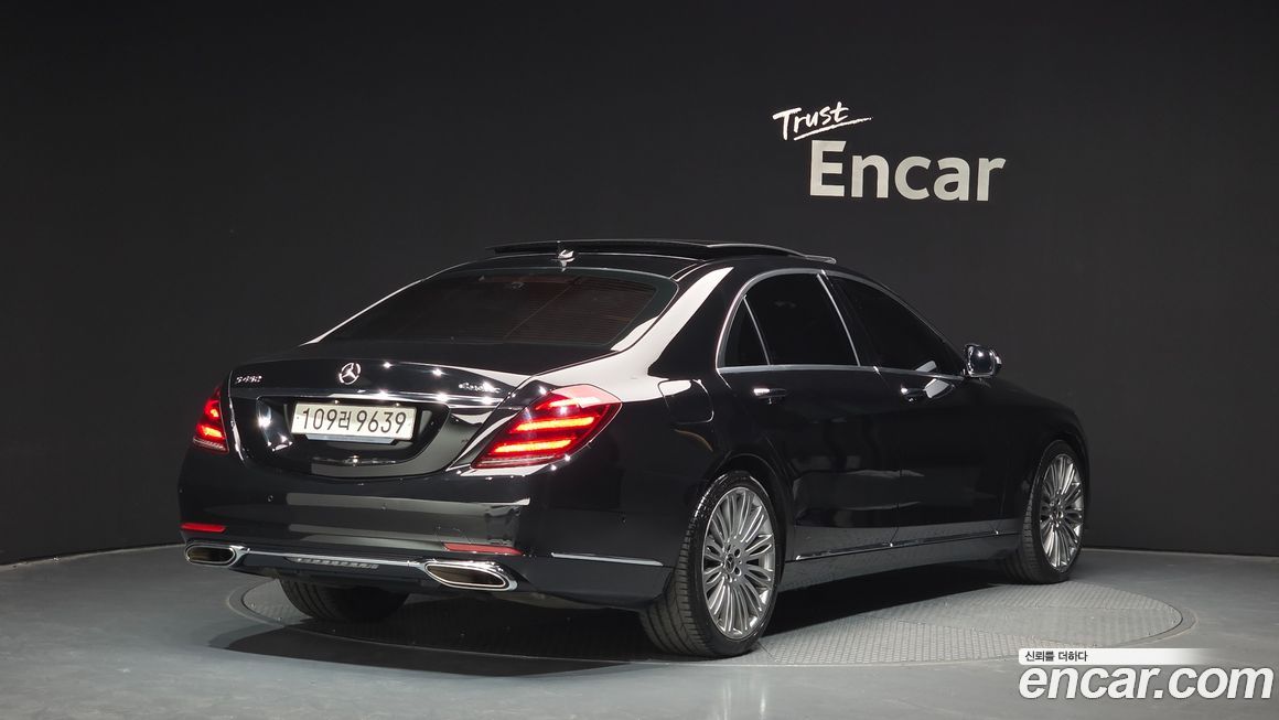 Mercedes-Benz S-Class 2019