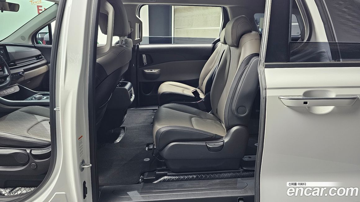 Kia Canival 2025