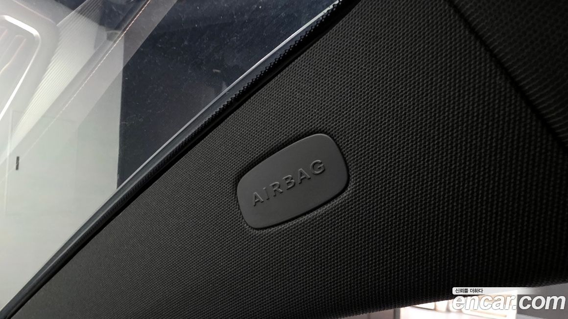 Mercedes-Benz EQC 2020