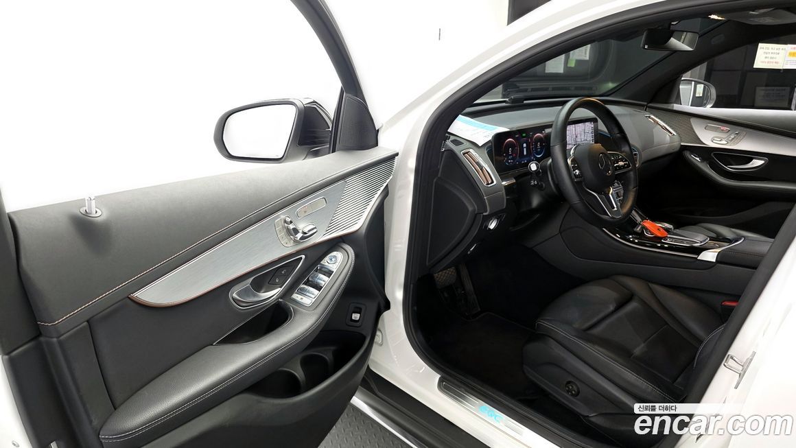 Mercedes-Benz EQC 2020