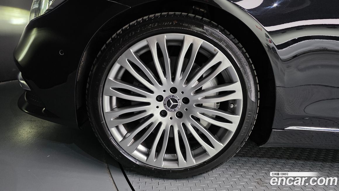 Mercedes-Benz S-Class 2019