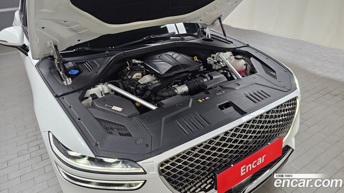 Genesis GV70 2023