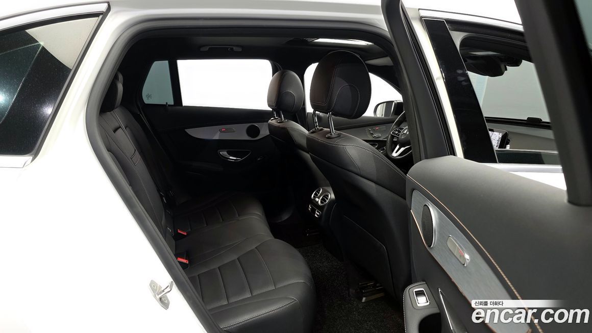 Mercedes-Benz EQC 2020