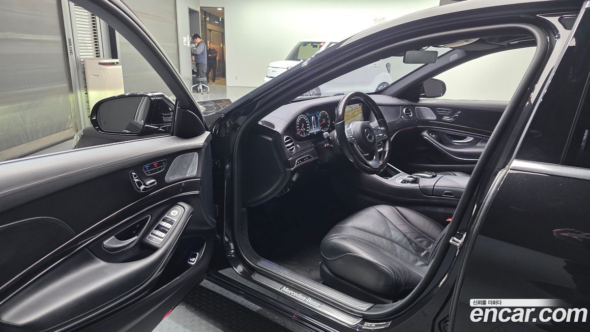 Mercedes-Benz S-Class 2019