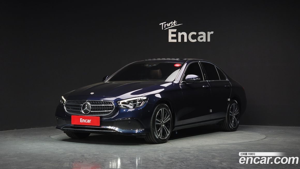 Mercedes-Benz E-Class 2022