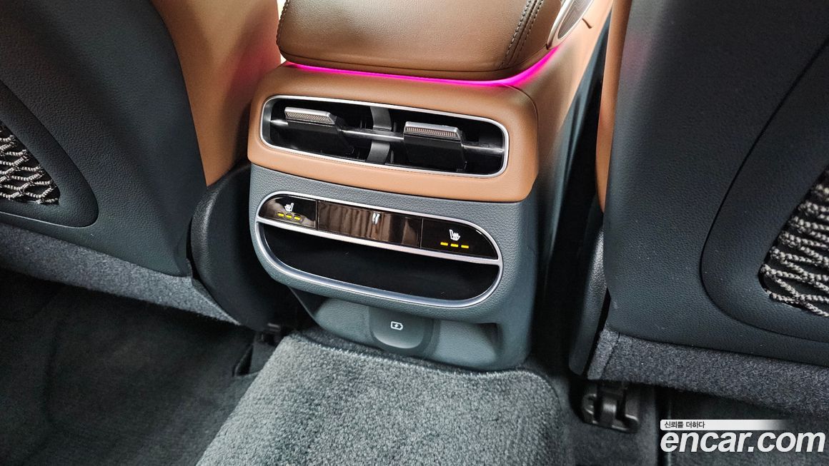 Genesis GV70 2023