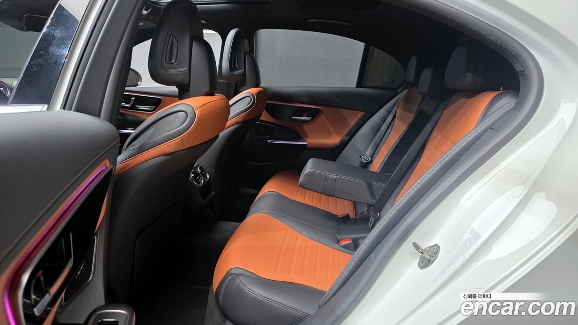 Mercedes-Benz C-Class 2023
