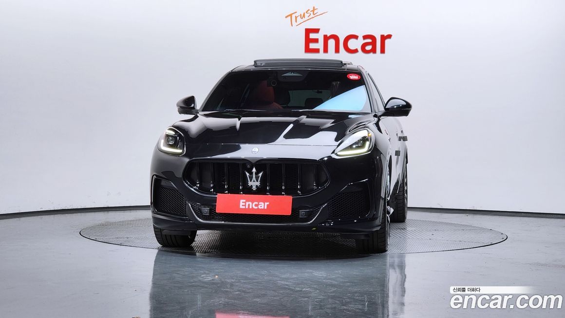Maserati Grecale 2023