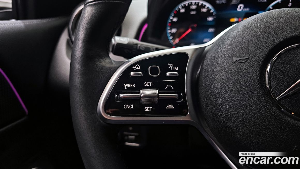 Mercedes-Benz GLB-Class 2022