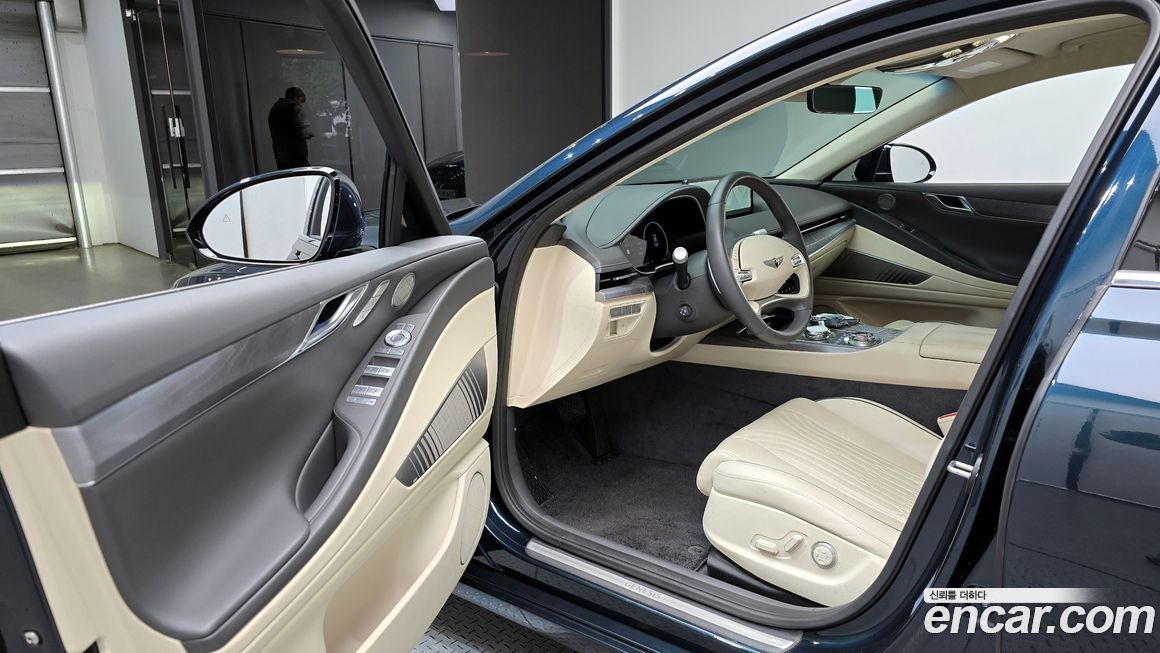 Genesis G80 2023