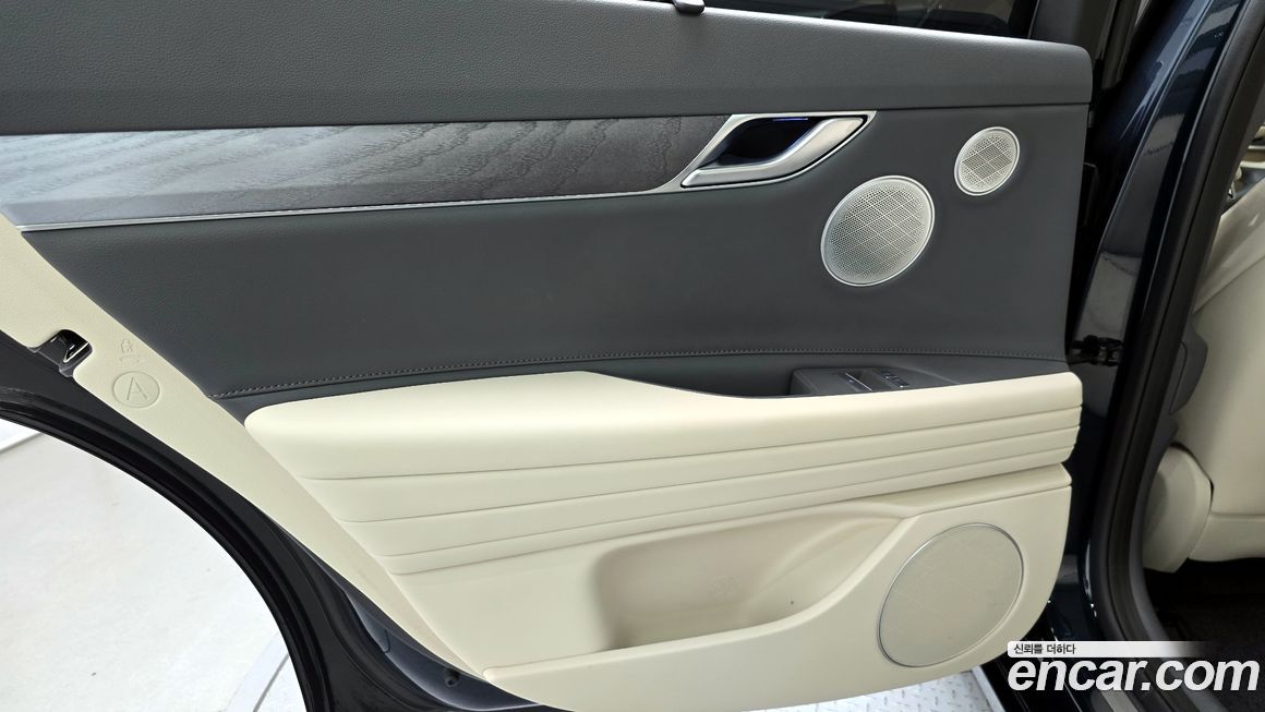 Genesis G80 2023