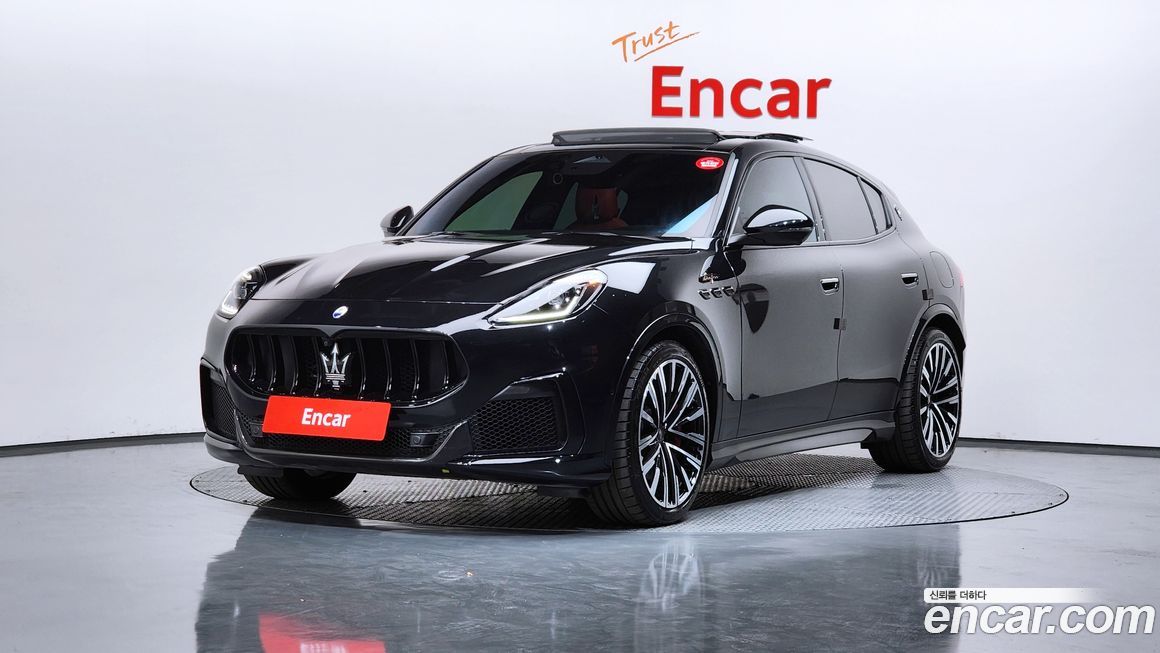 Maserati Grecale 2023