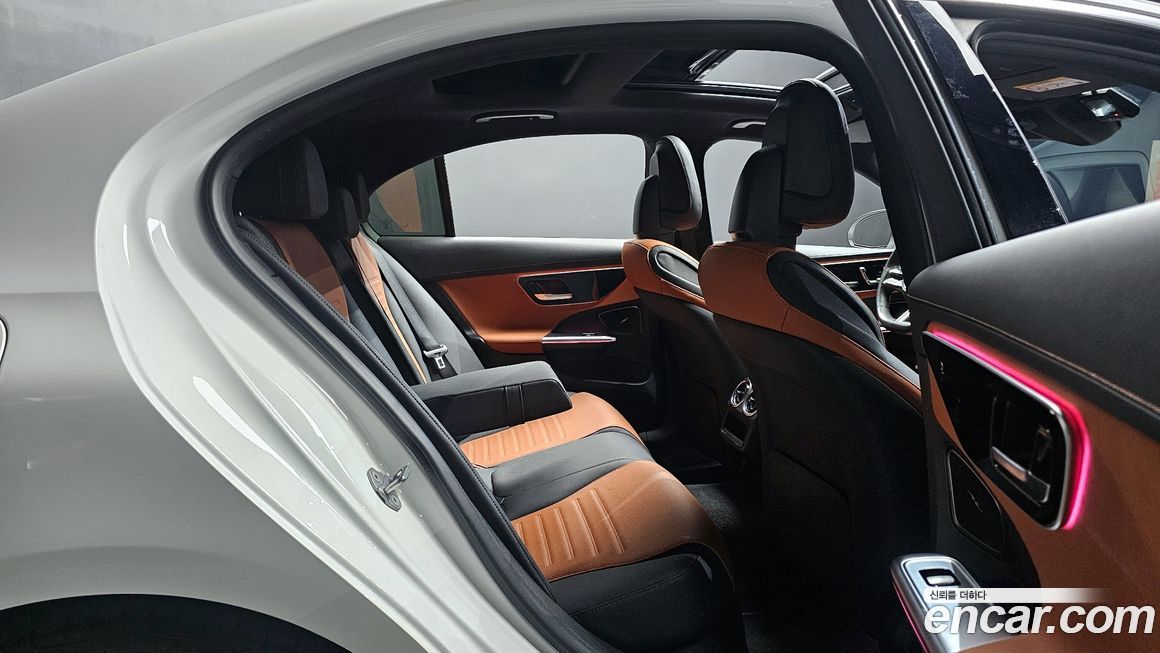 Mercedes-Benz C-Class 2023