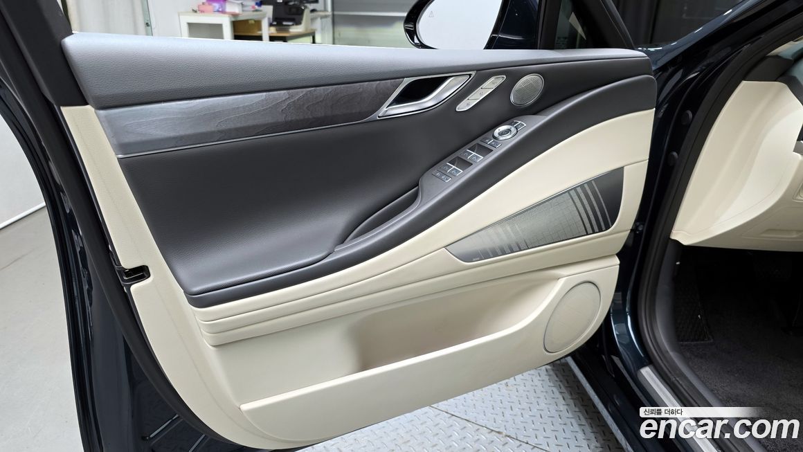 Genesis G80 2023