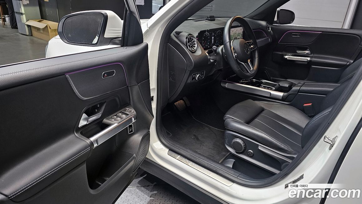 Mercedes-Benz GLB-Class 2022