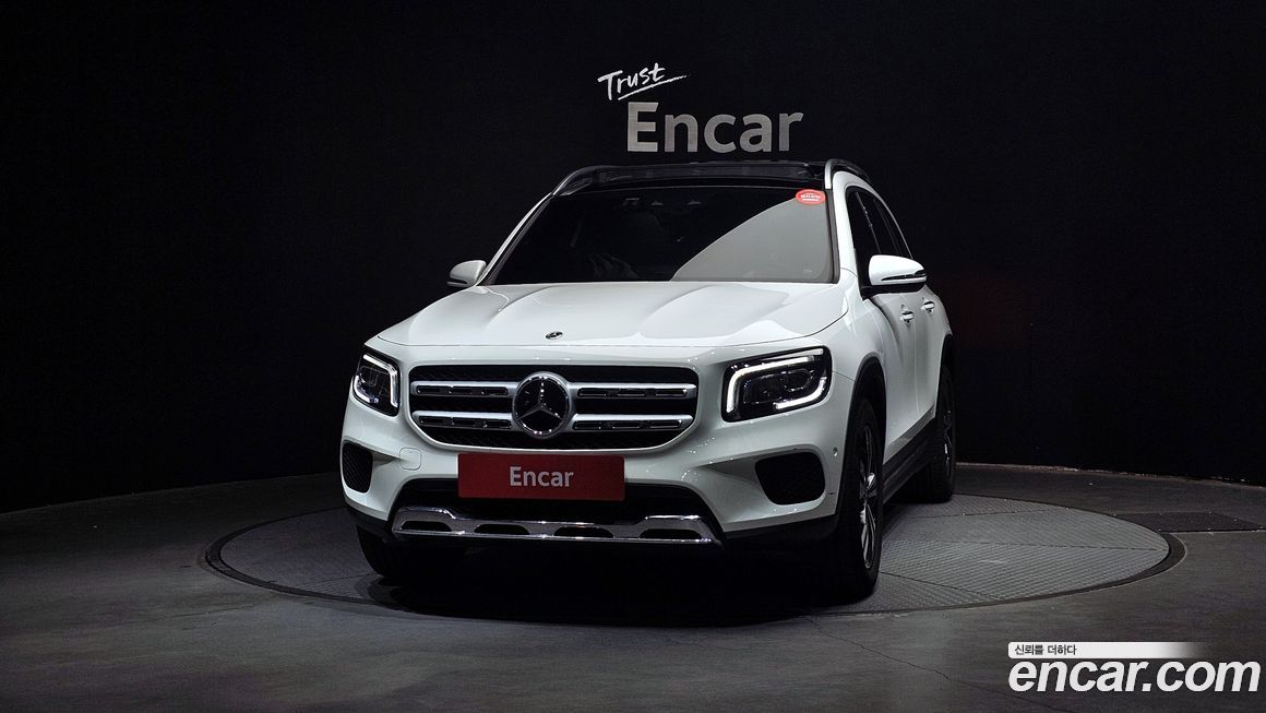 Mercedes-Benz GLB-Class 2022