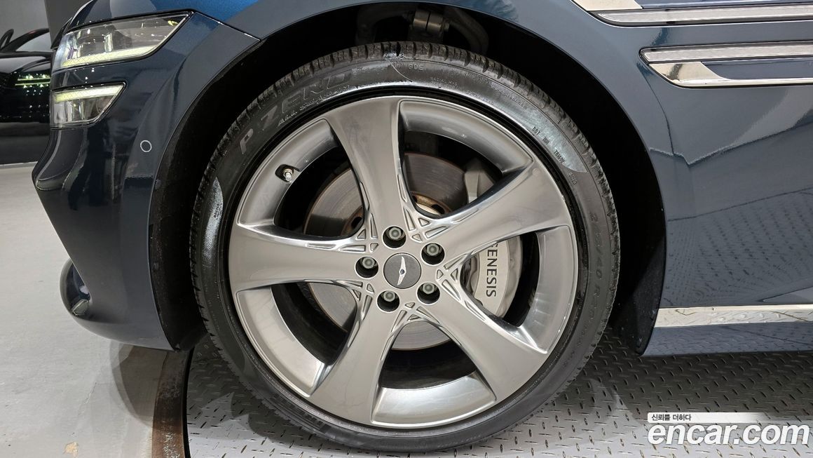 Genesis G80 2023