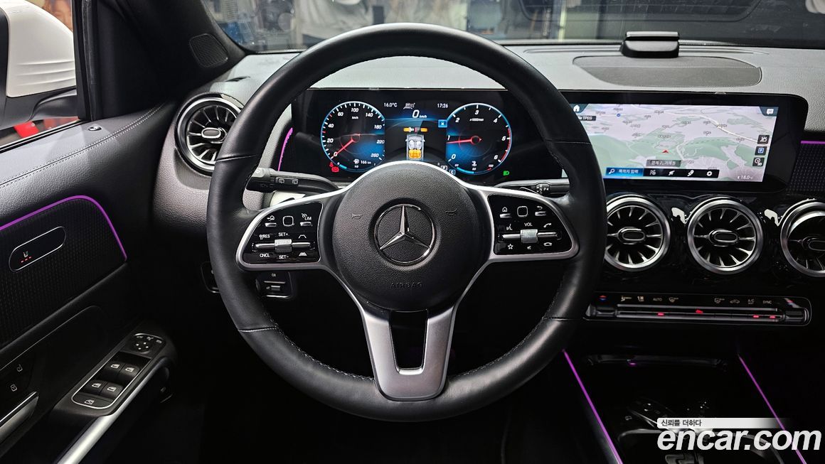 Mercedes-Benz GLB-Class 2022