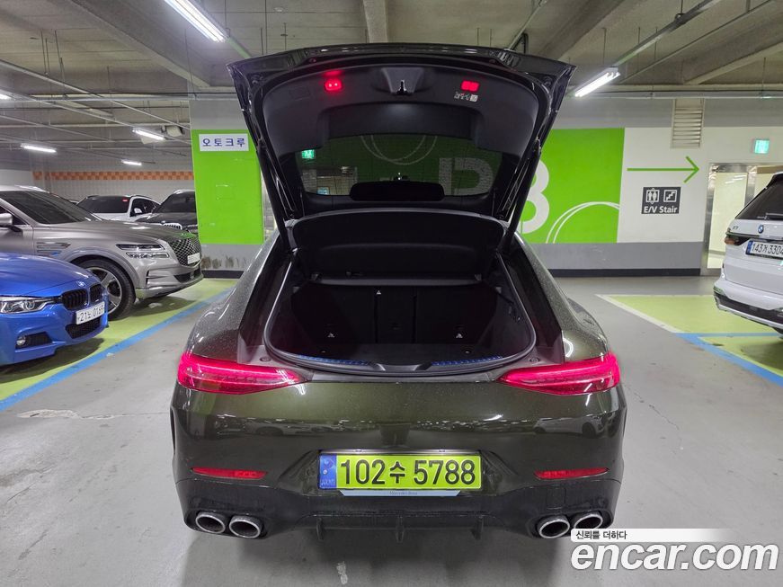 Mercedes-Benz AMG GT 2023