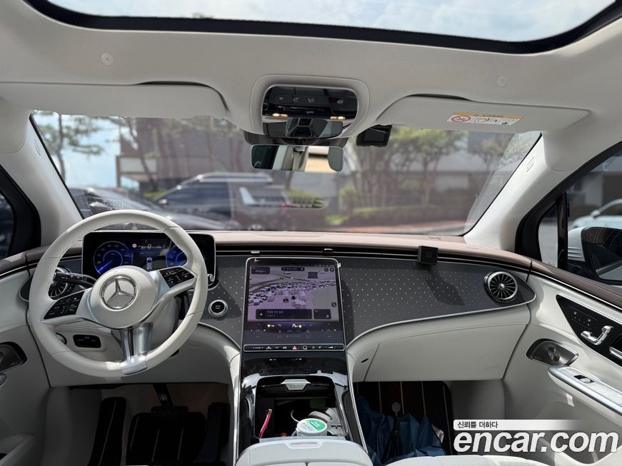 Mercedes-Benz EQE 2024