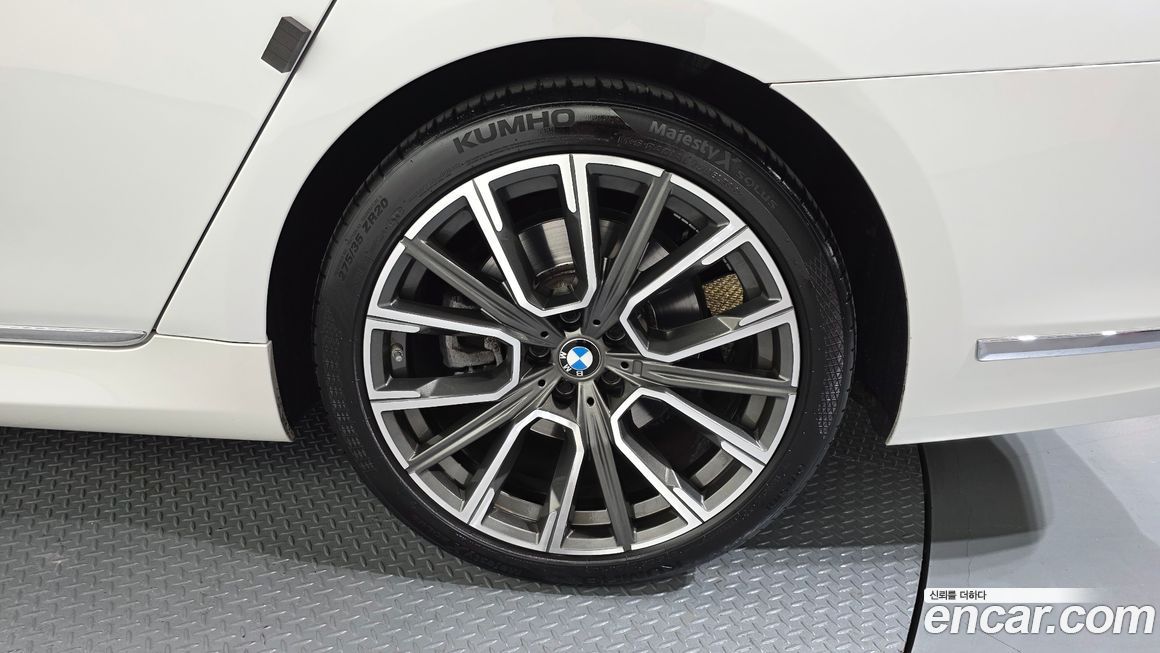 BMW 7-Series 2022